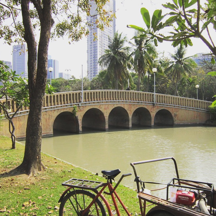 Chatuchak Park Bridge