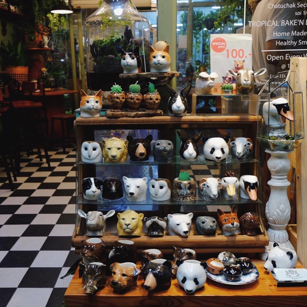 Chatuchak Market ตลาดนัดจตุจักร: The World's Largest Weekend Market